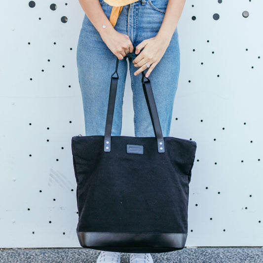 The Luxe Arch Bag - Black